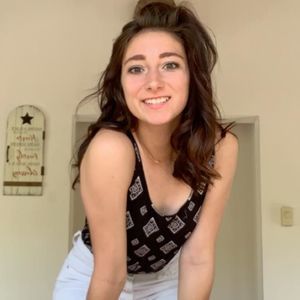 Meet your Posher, Sierra